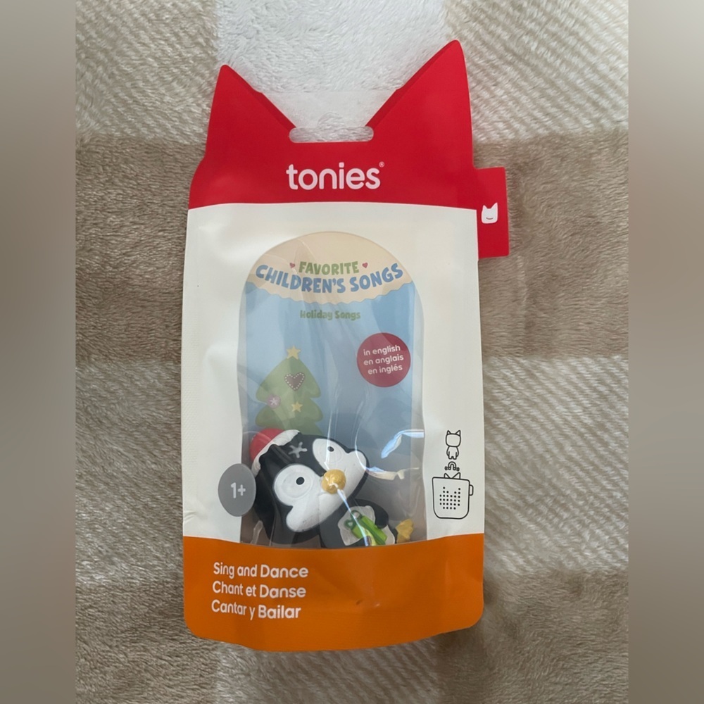 Christmas Sing and Dance Penguin Tonie - Black and White